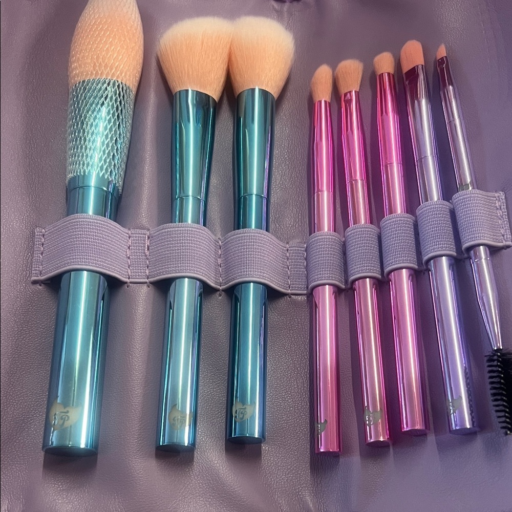 BH Cosmetics Blue and Pink Makeup Brush Set